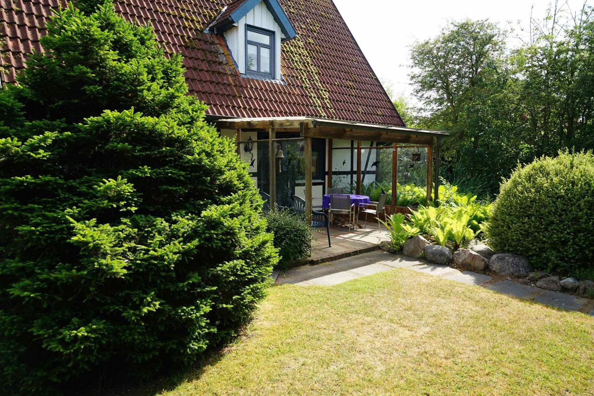 Ferienhaus mit viel Platz in Strandnaehe Damp Exterior foto